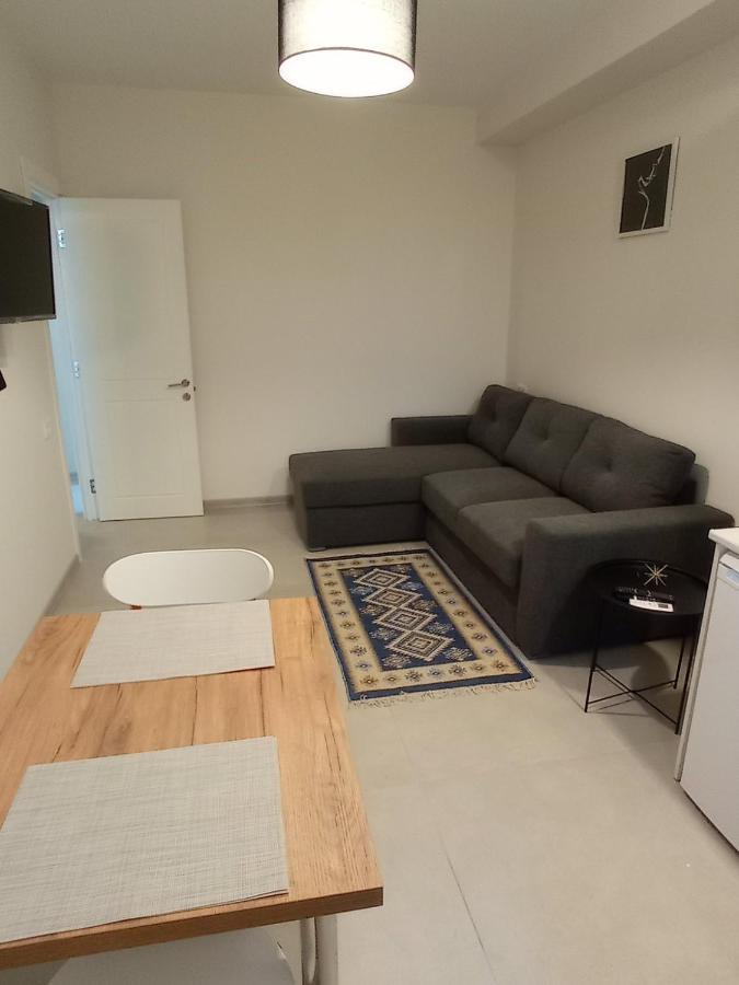 Izo'S Home Kutaisi Luaran gambar