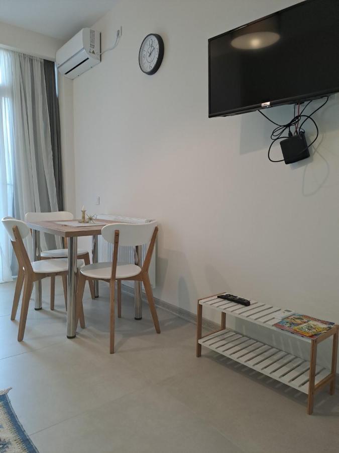Izo'S Home Kutaisi Luaran gambar