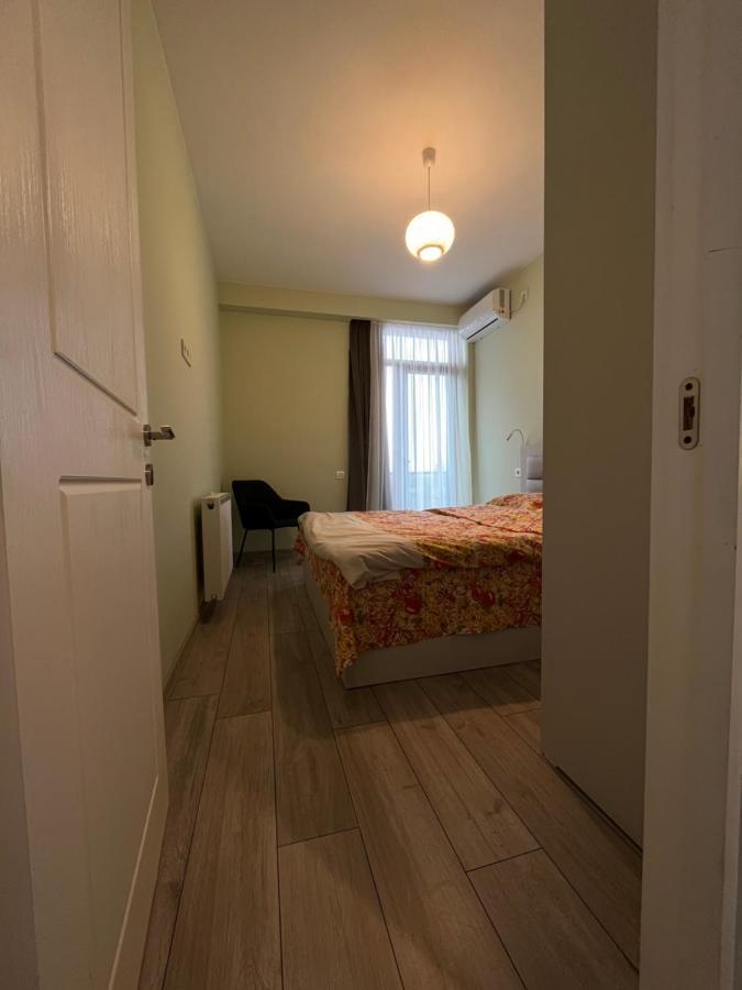 Izo'S Home Kutaisi Luaran gambar