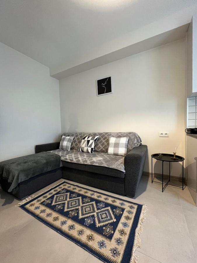 Izo'S Home Kutaisi Luaran gambar